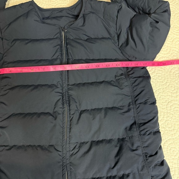 Lululemon Just Enough Puff Jacket
Inkwell size 4 - Picture 14 of 16